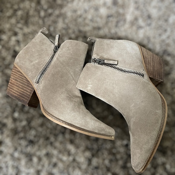 FRANCO FORTINI Olivianna • Suede Ankle Boots • Size 8 • Women - Picture 2 of 12